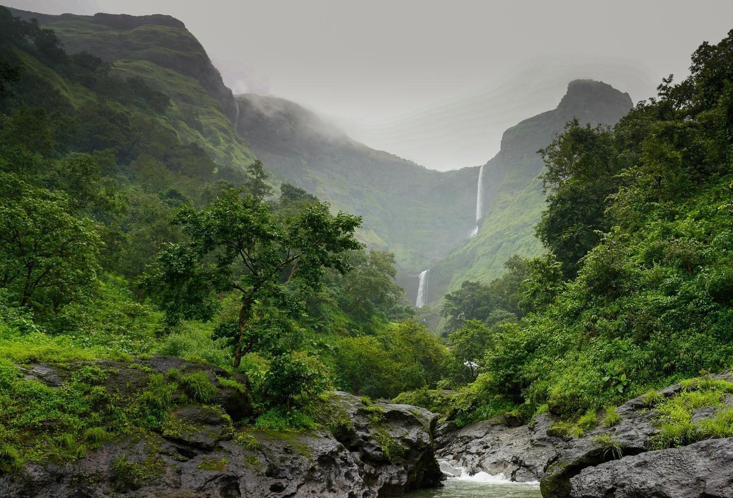 Kalu Waterfall Trek | T Trikon